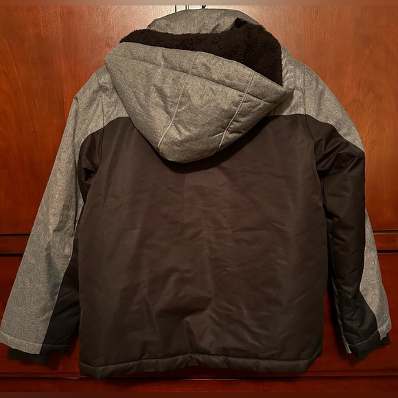 280. Kids Member’s Mark Ultimate Snow Jacket Hooded Coat in Gray, Black & Orange - Picture 2 of 16